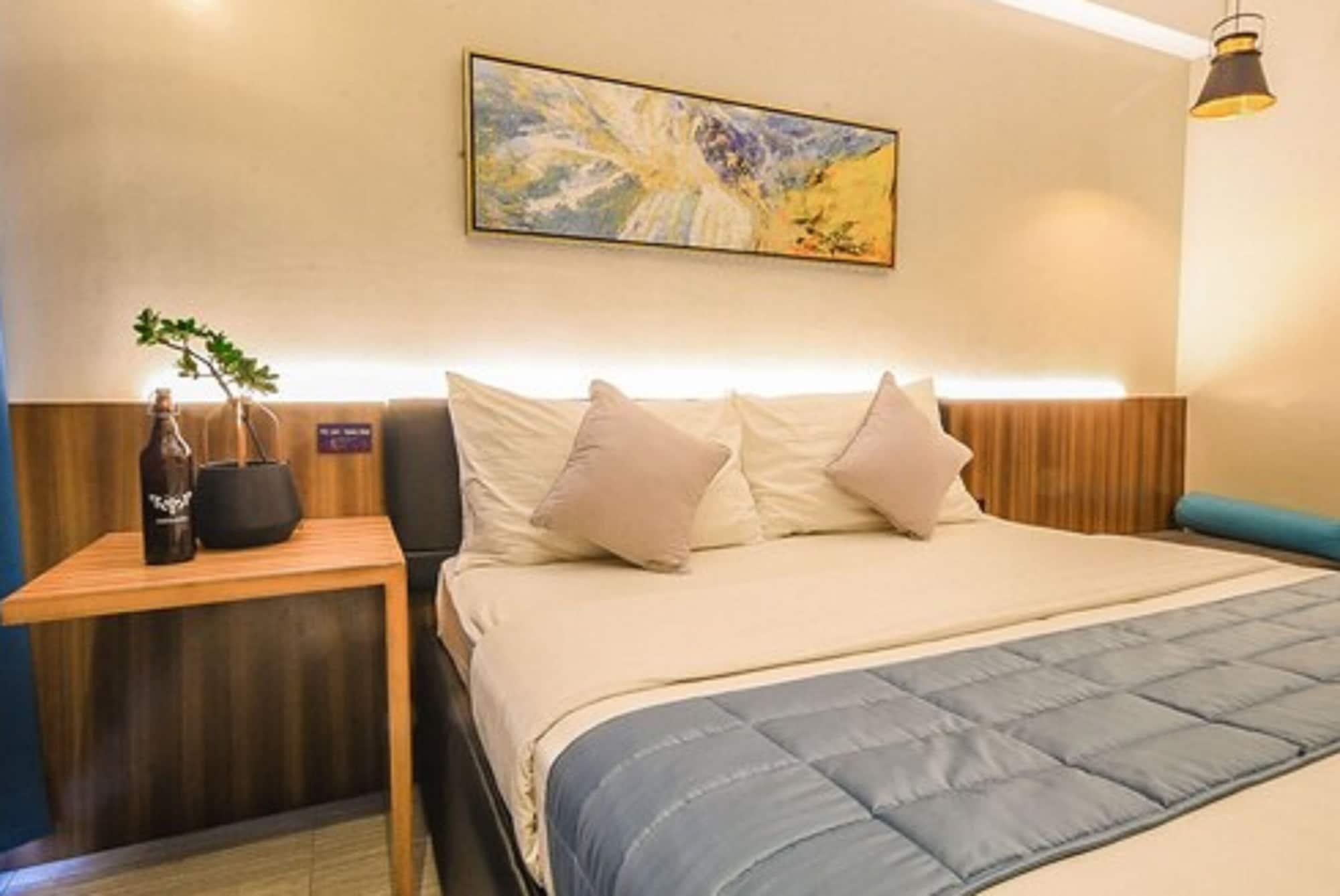 Skyloft 3* Manila