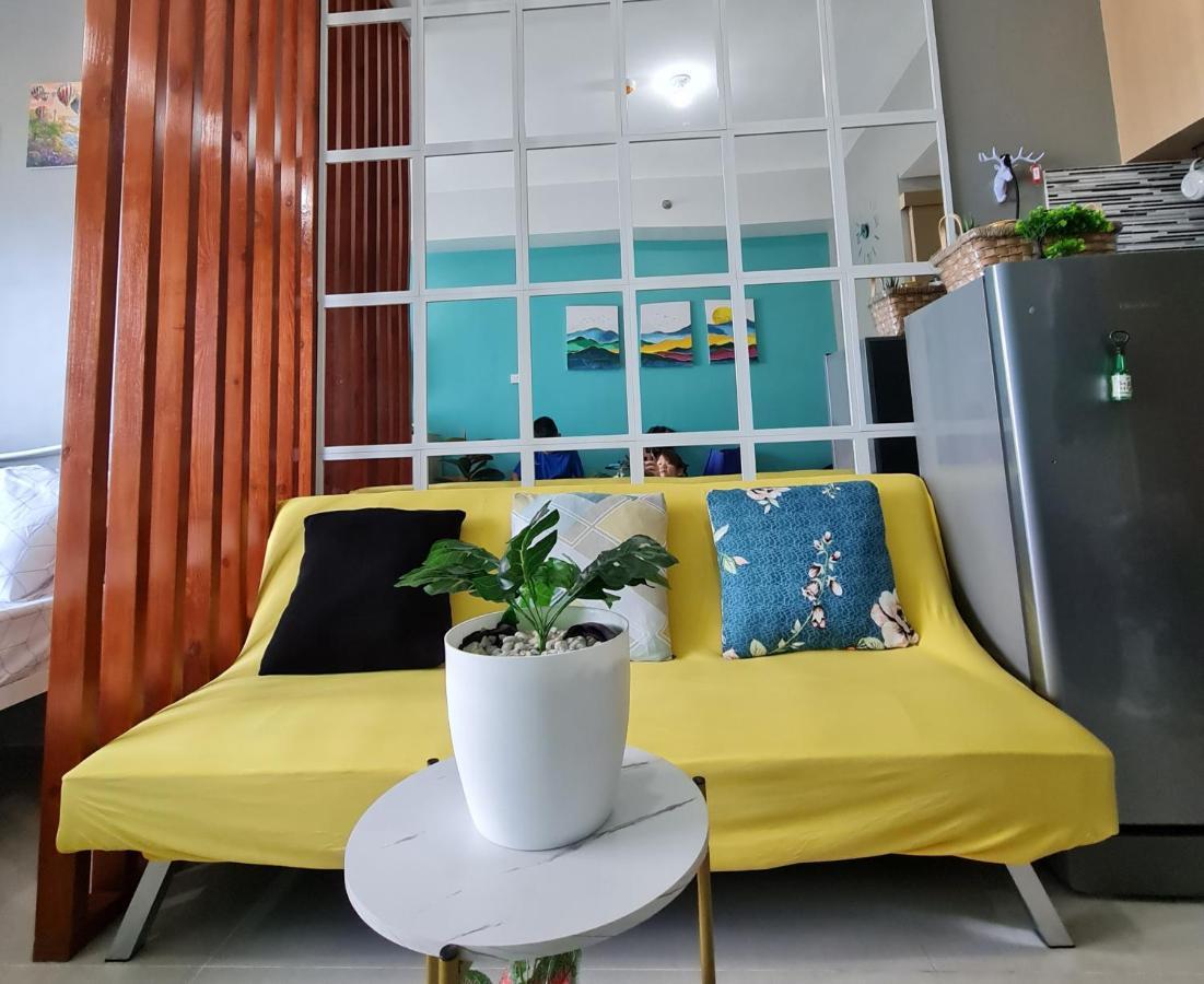 Stylish New Unit W/ Balcony At Fern Residences Apartment Manila