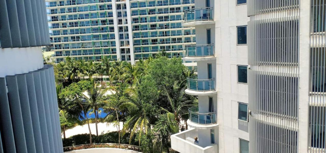 Apartment Azure Residences By Florendo *