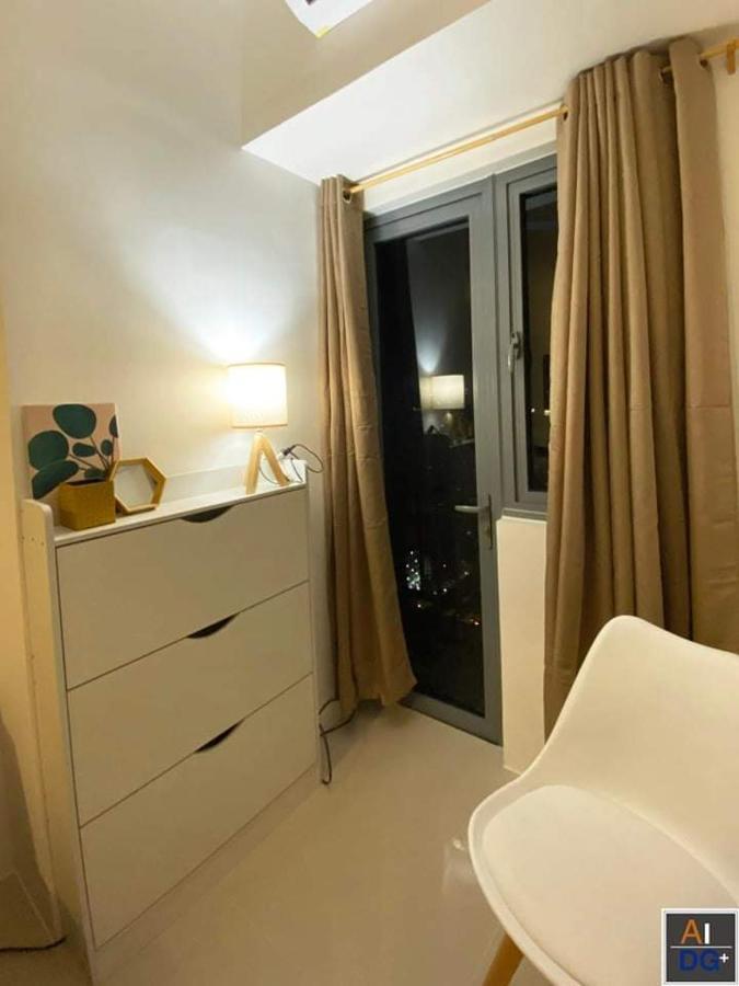 Apartment Fame Residences Tower-1 Unit 3207 In Mandaluyong 1 Bedroom W Balcony View *