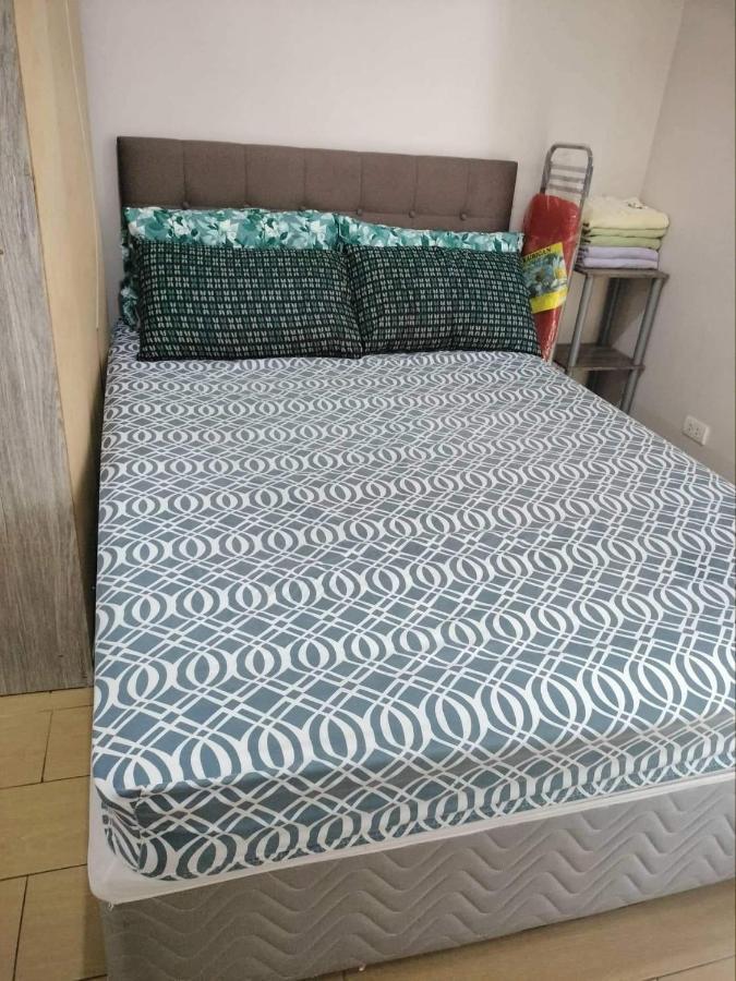 Cubao Manhattanheights Unit 7ef Tower B, 1br *