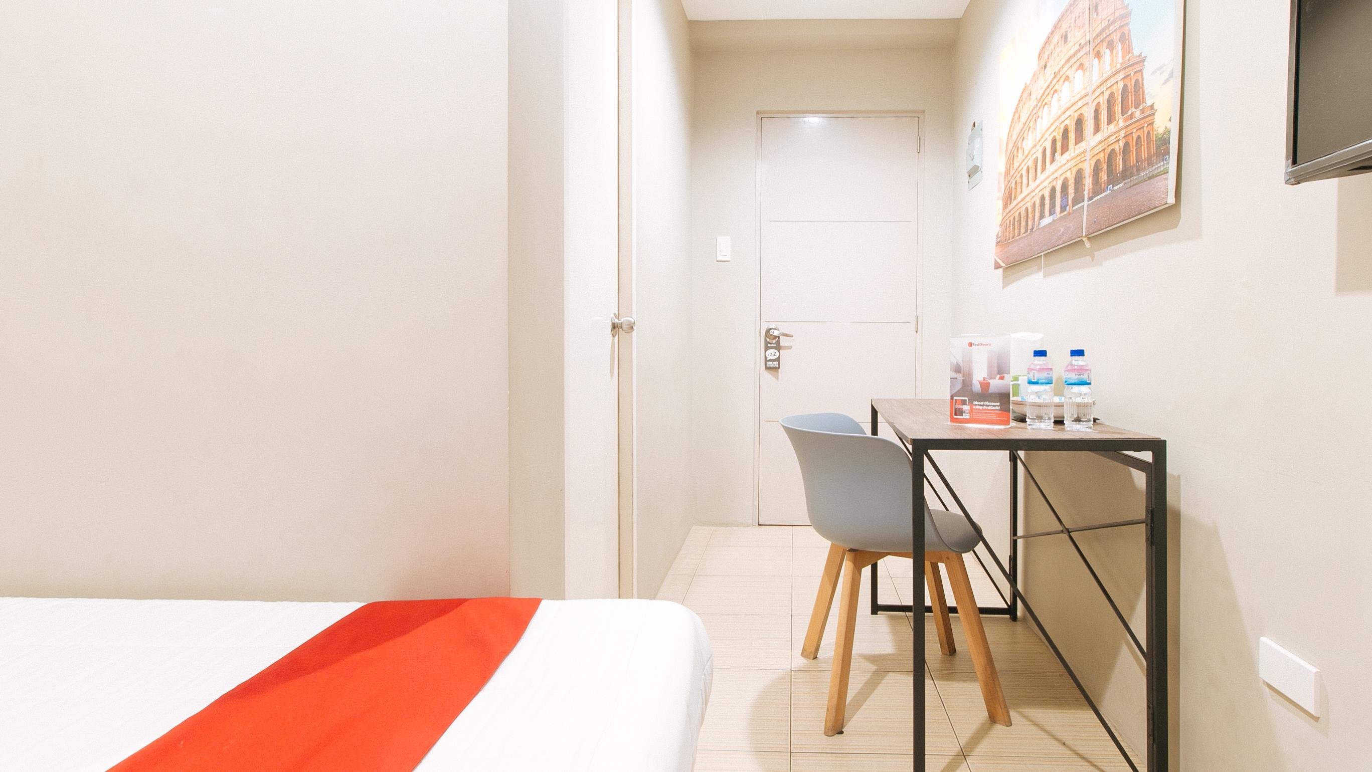Hotel Reddoorz Near Osmena Highway 2