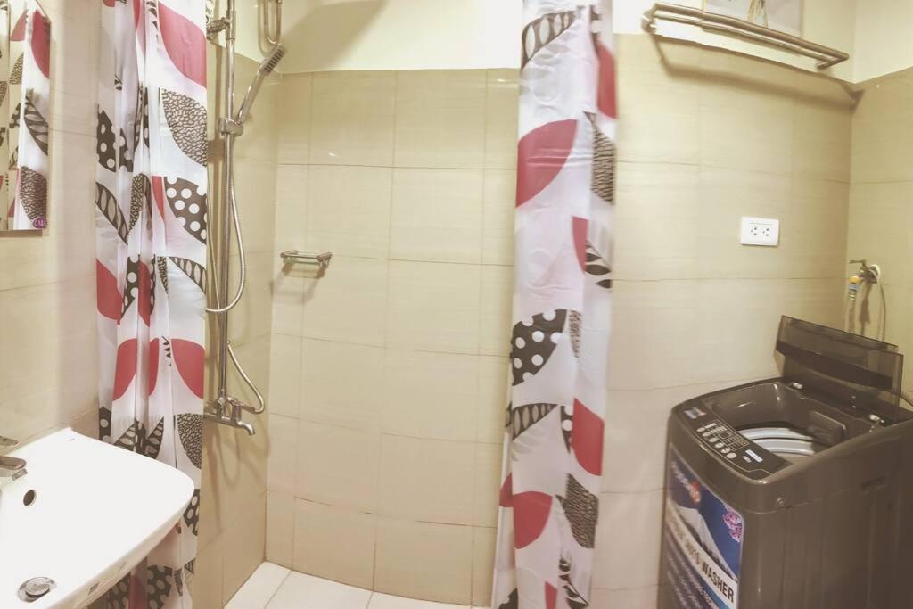 Apartment Shore 2 Residences By Jg - Free Wifi And Netflix Manila