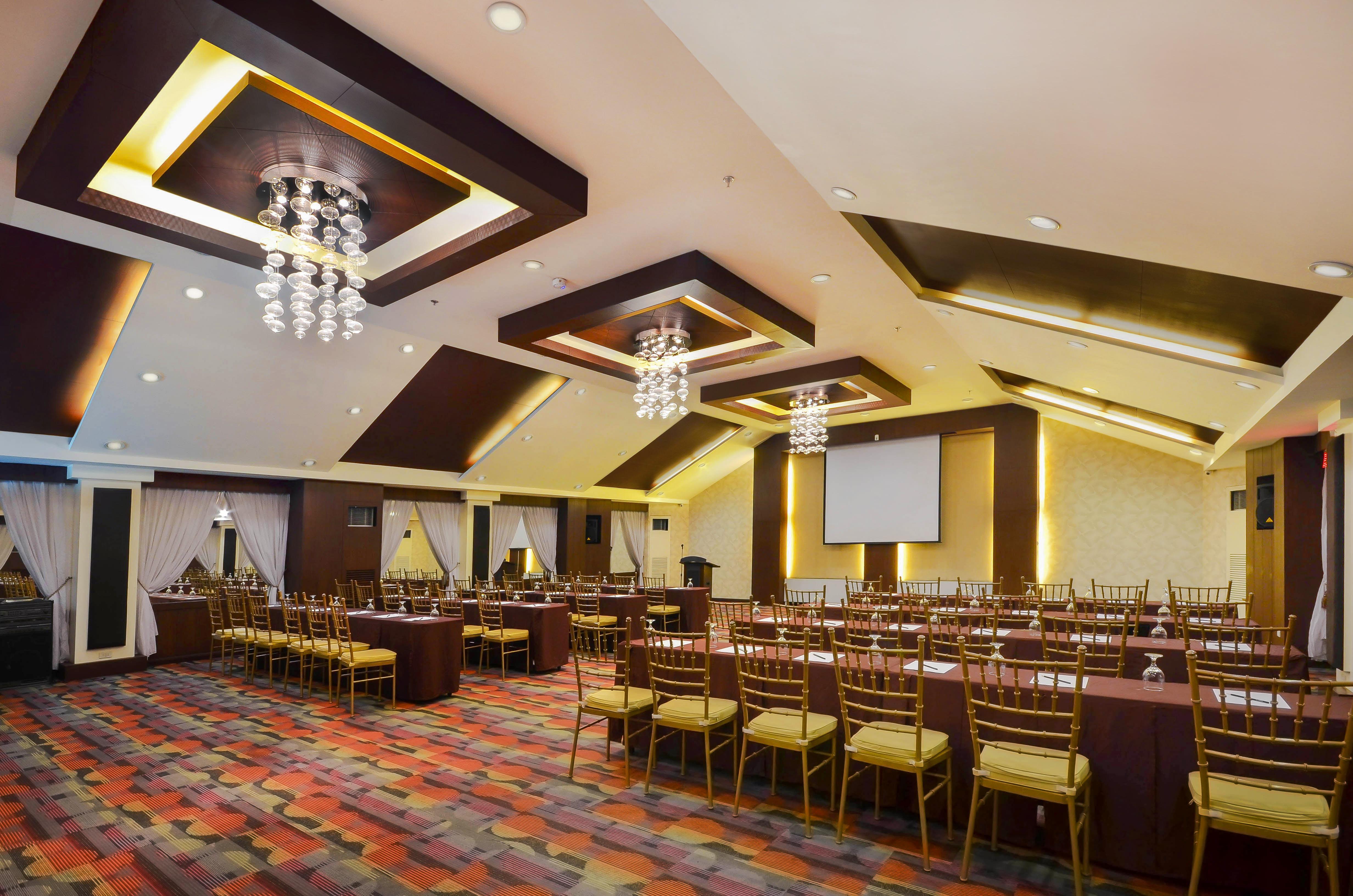 Best Western La Corona Hotel