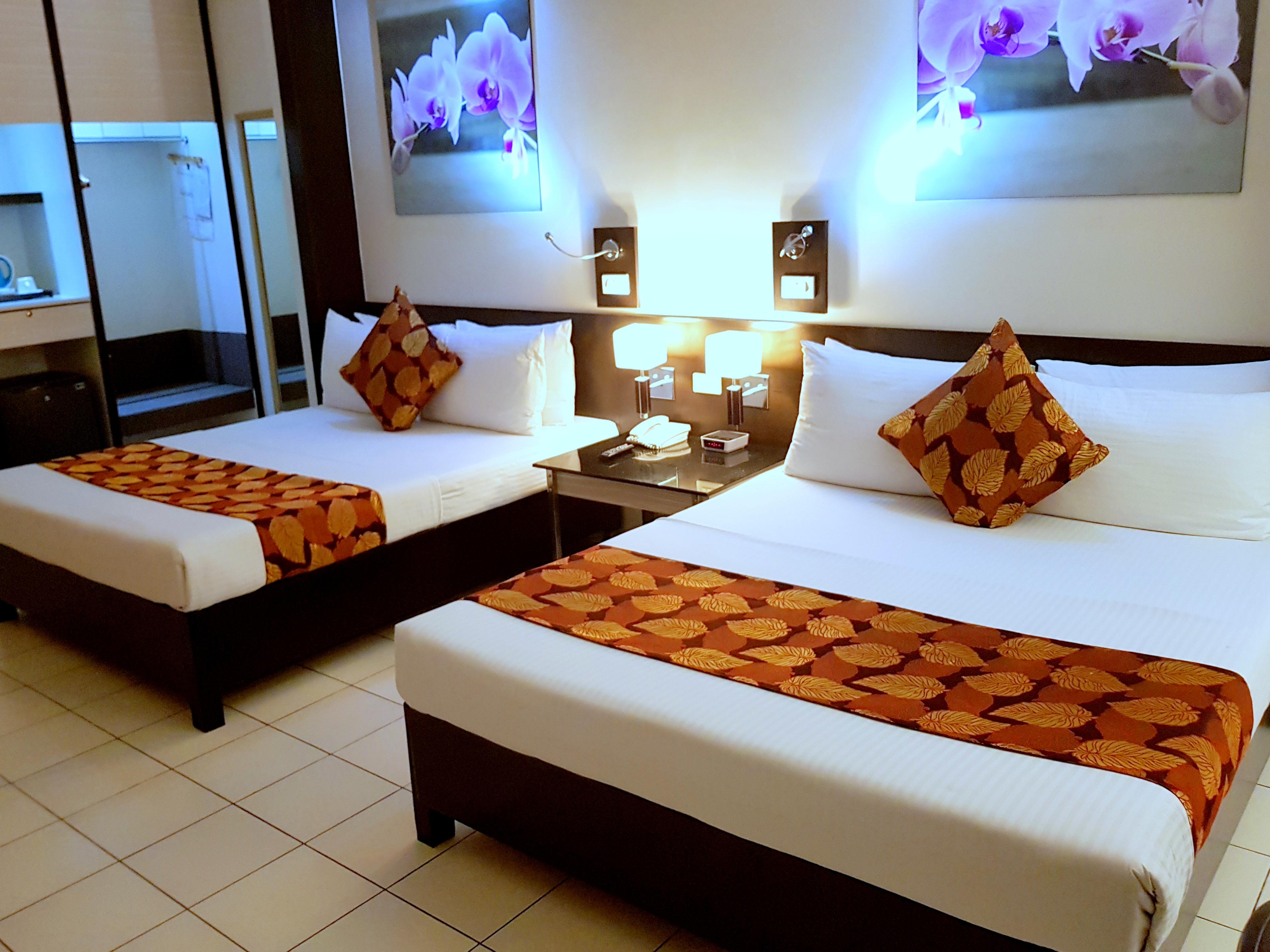 Executive Plaza Hotel