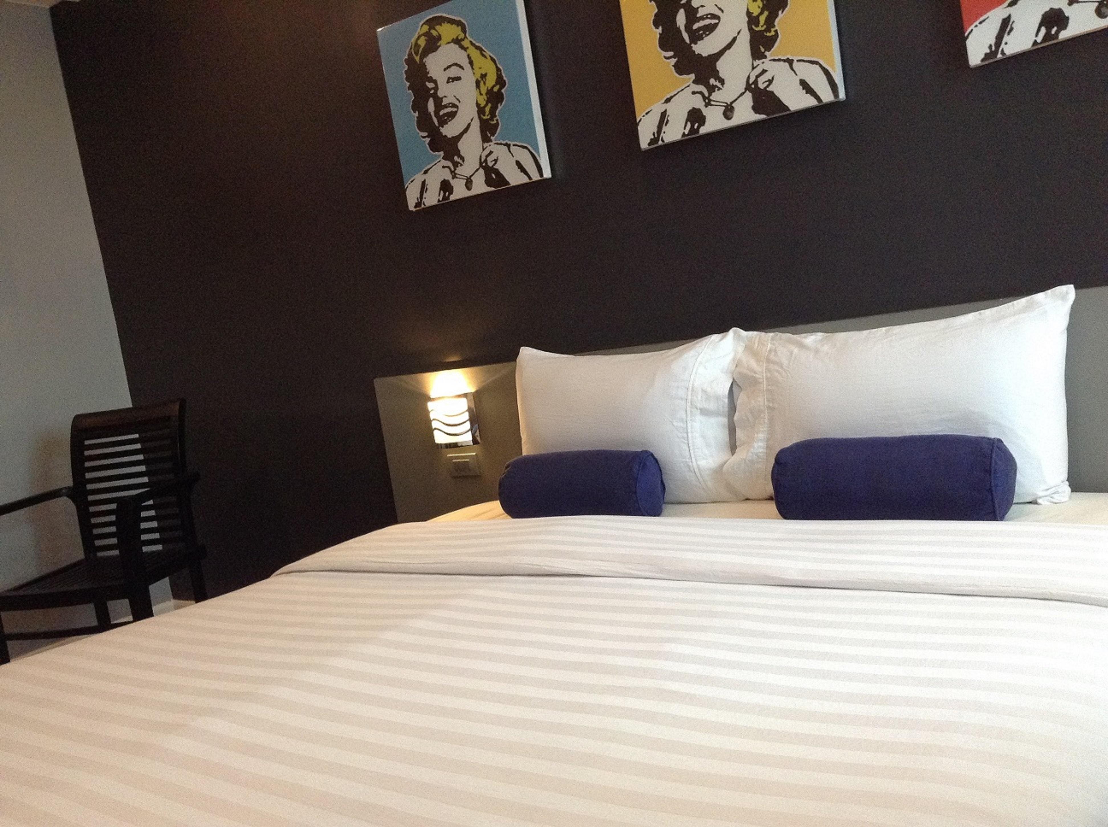 Li Nakpil Inn