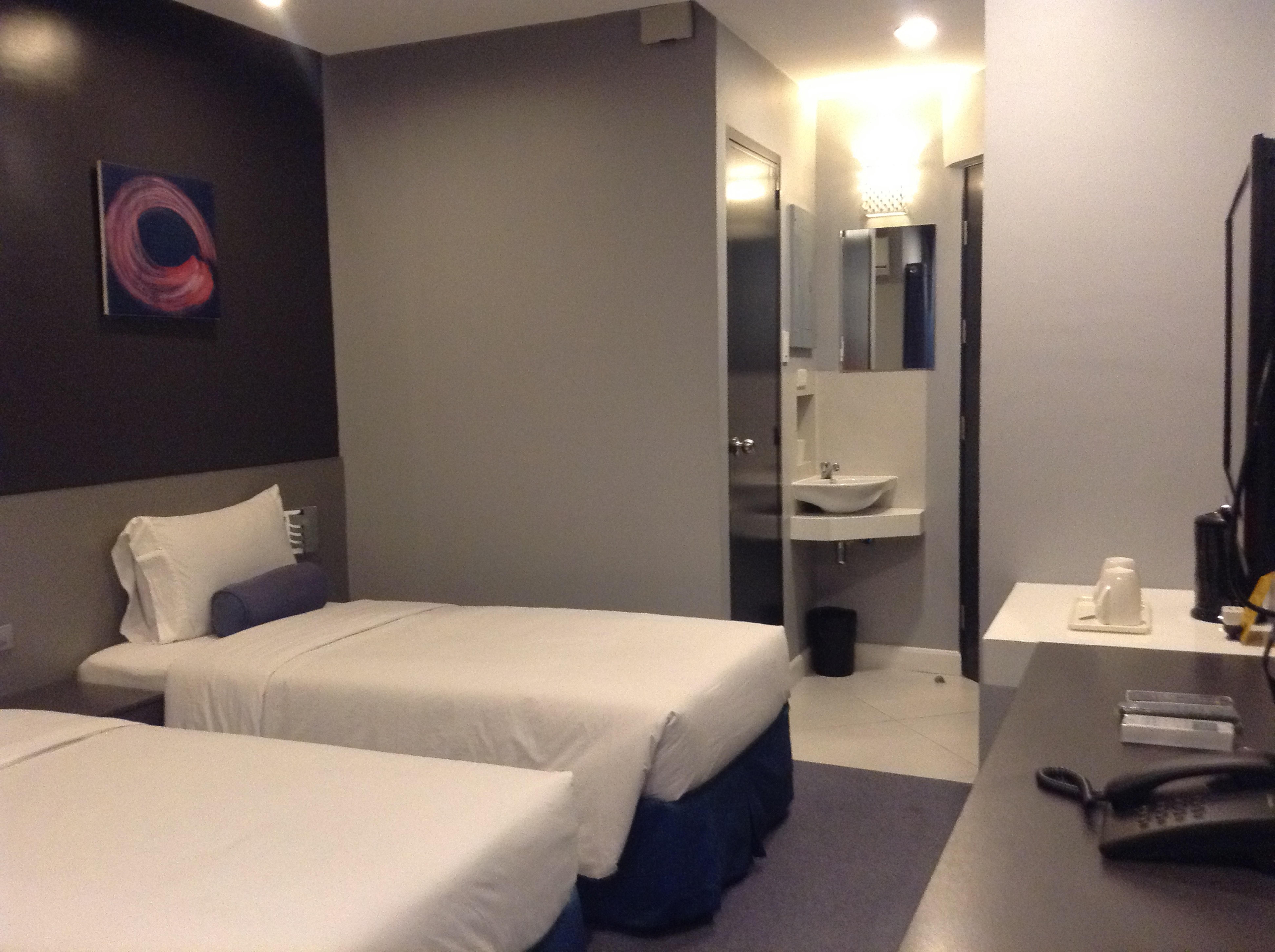 Inn Li Nakpil