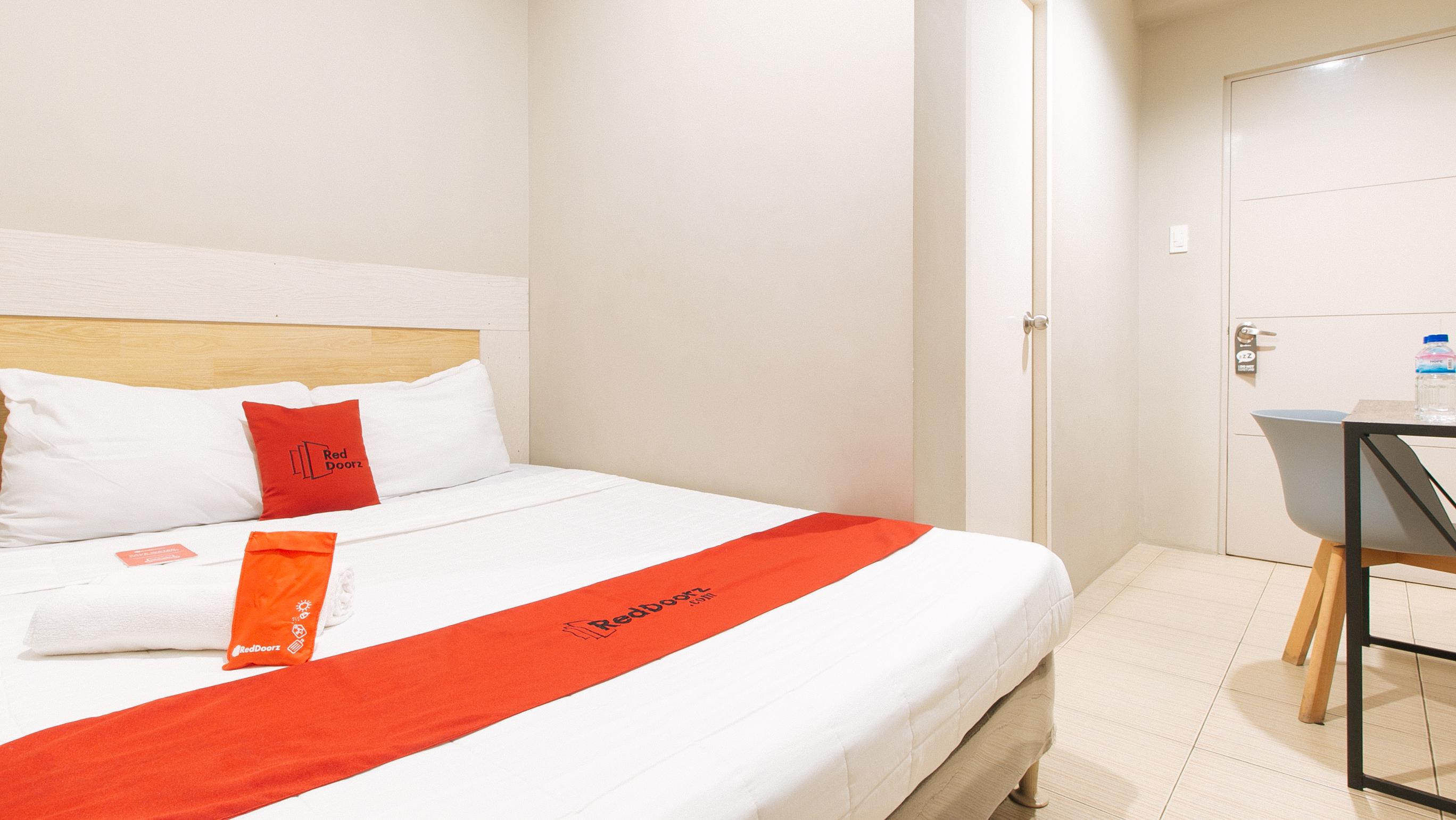 Reddoorz Near Osmena Highway 2 Hotel Manila