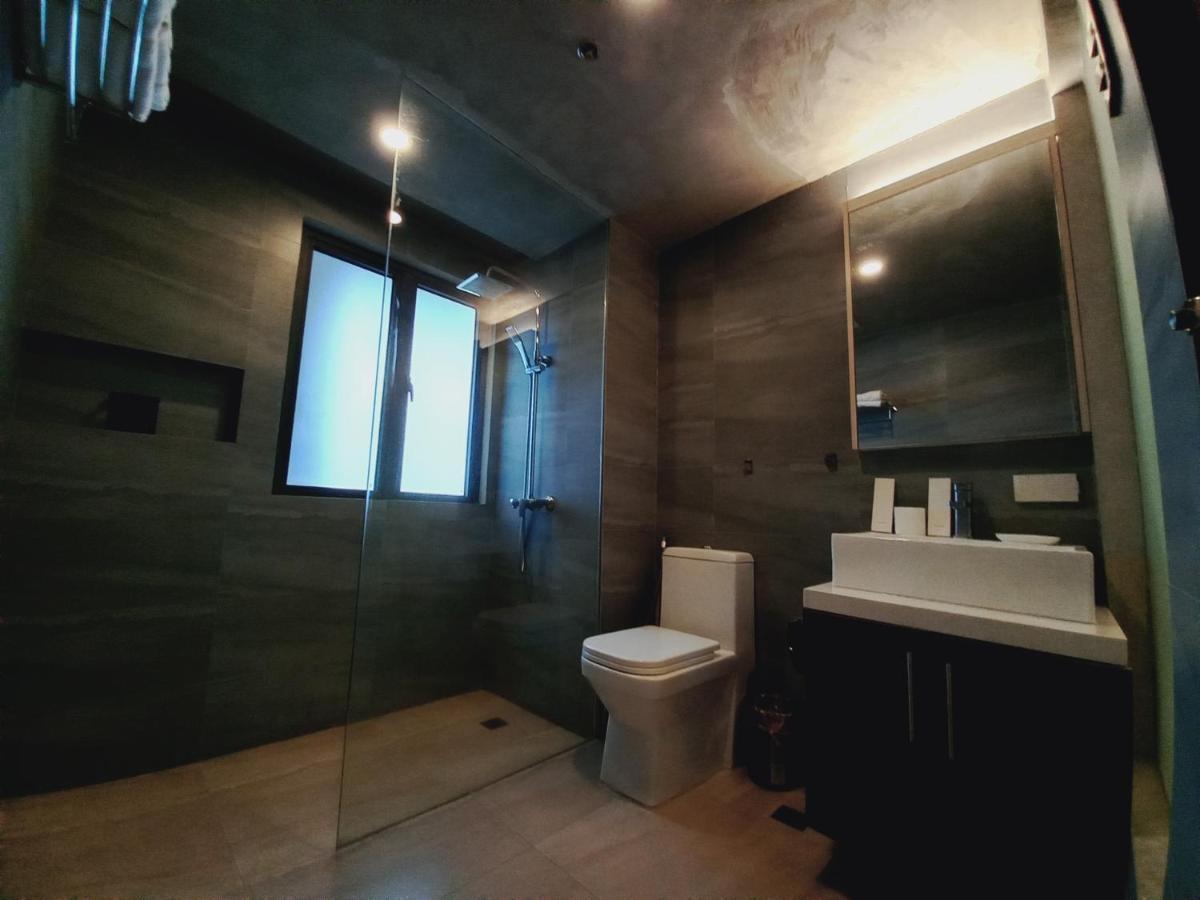 Apartment Spacious 2pax Allowable Up To 5pax 17077 *