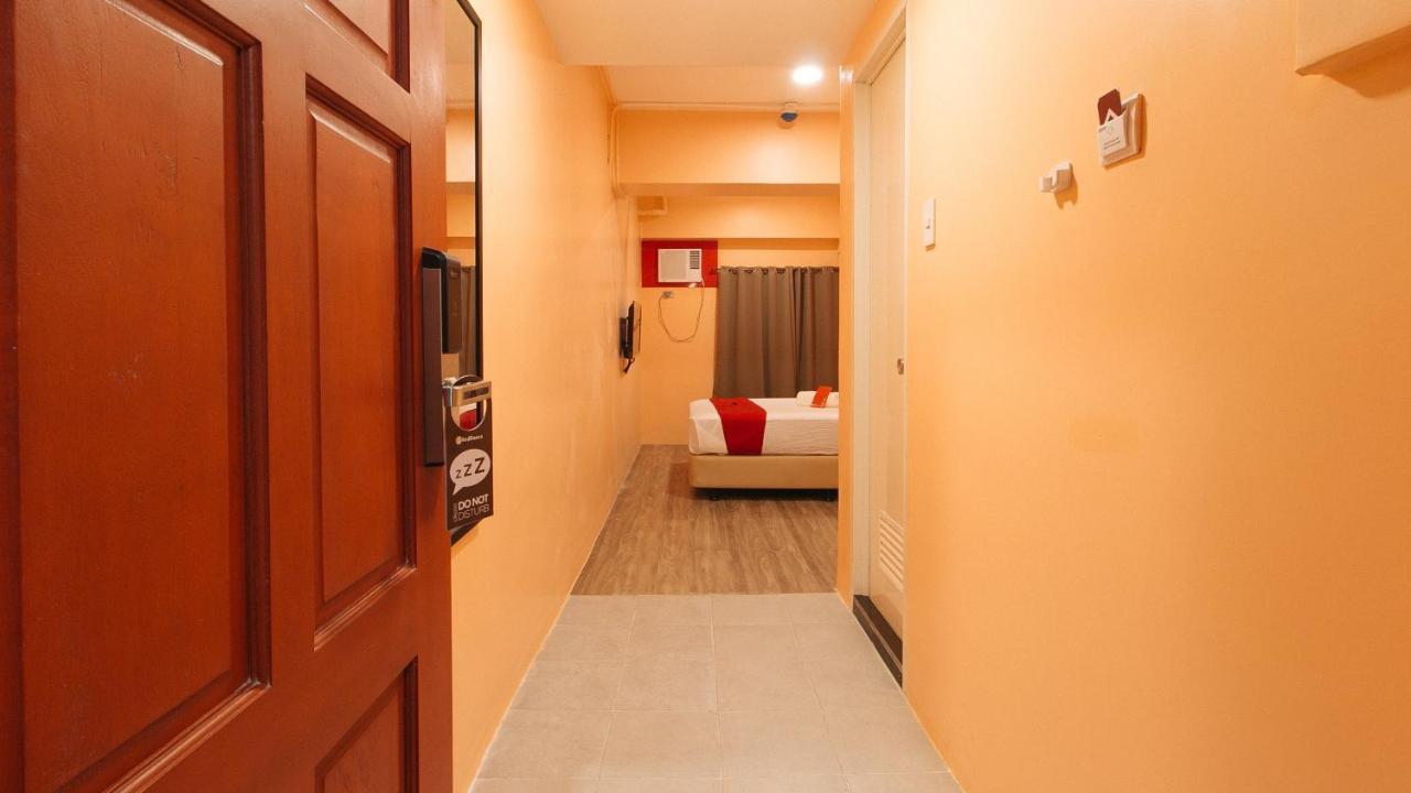 Hotel Reddoorz @ Kaizen Taft Avenue *
