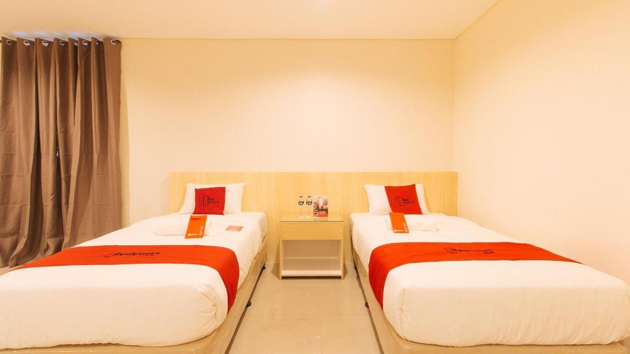 Reddoorz @ Kaizen Taft Avenue * Manila