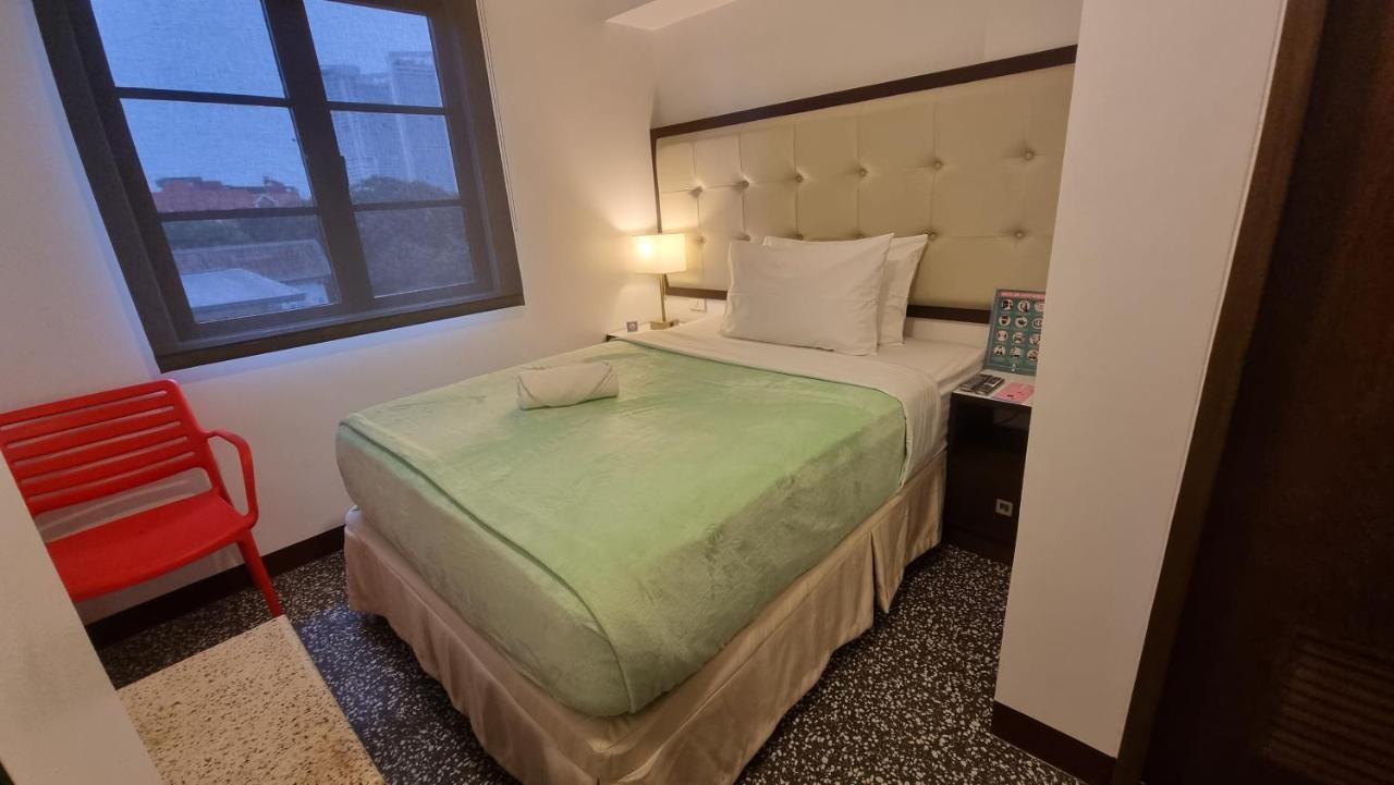 One Cristina Hotel 5*