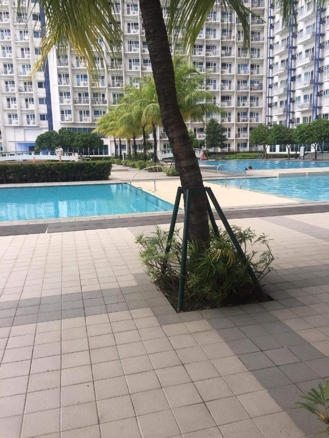 Ronnzel Staycation In Jazz Makati Apartment Manila