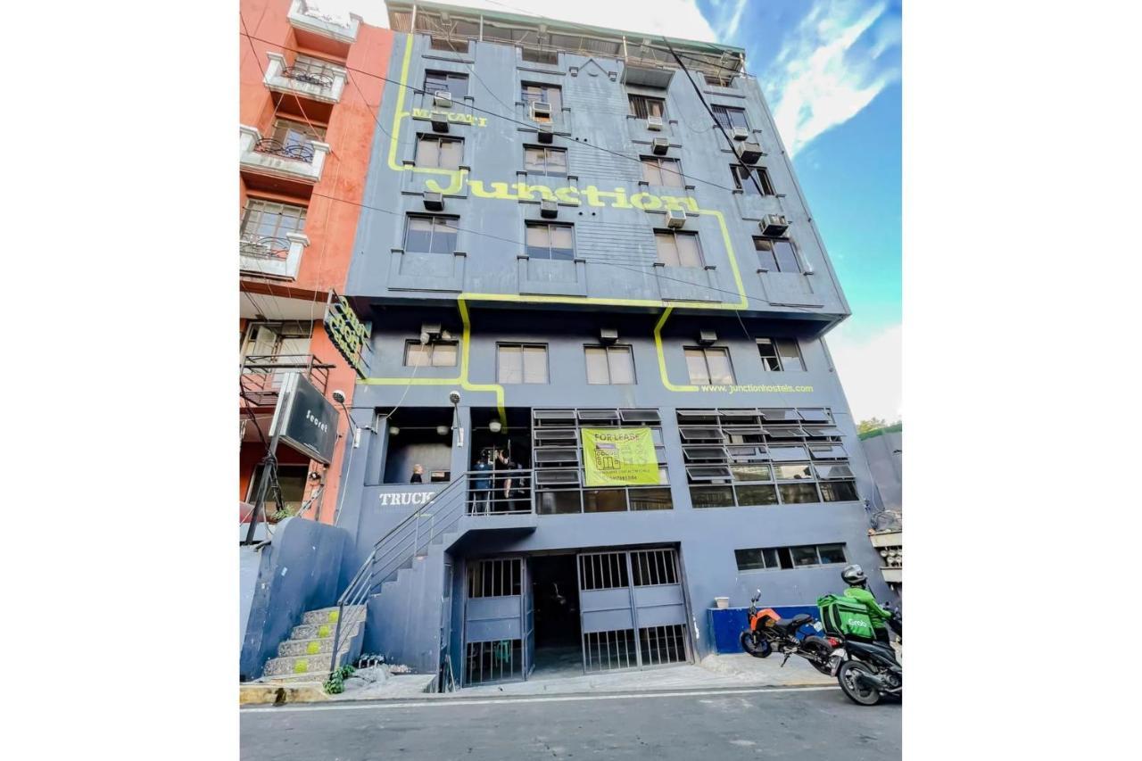 Oyo 866 Junction Hostels Hotel Manila
