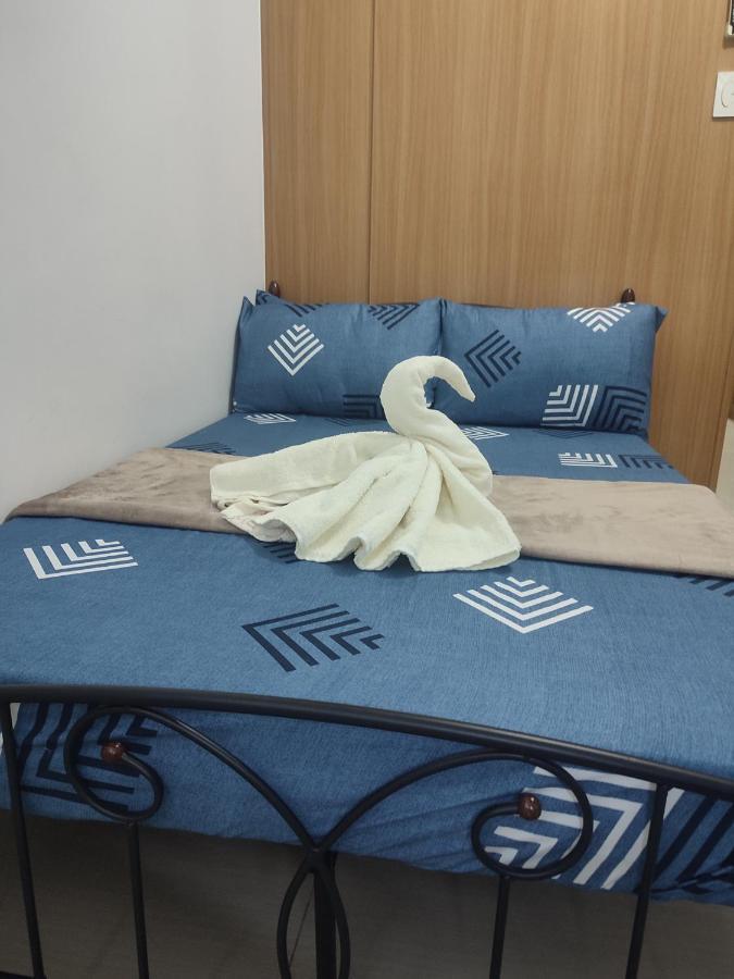 Sea And Shell Residences Moa - Ruffa's Condotel Manila