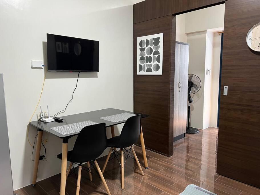 Air Residences - 1bedroom Unit With Balcony - Wifi & Netflix * Manila
