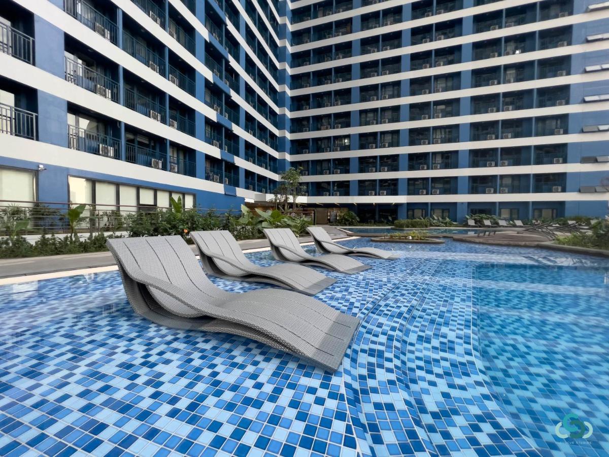 Staycation By Ness In Ayala Makati *
