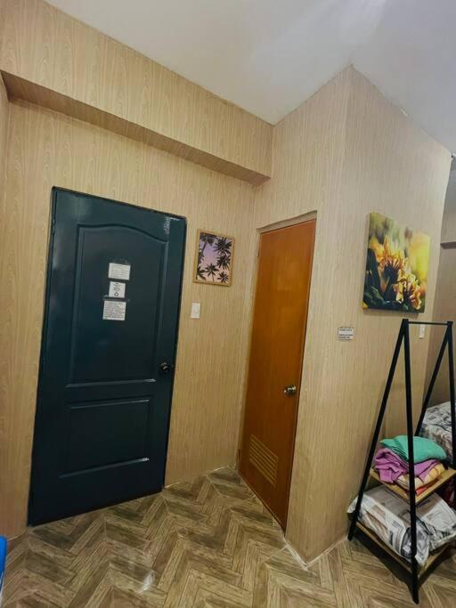 Staycation @ Jt Residences Wifi Netflix Fiber Internet Apartelle Apartment *