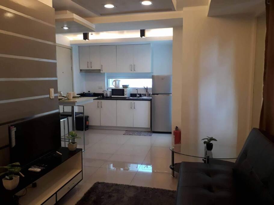 Exclusive Furnished 1 Bedroom In Bel-air Makati