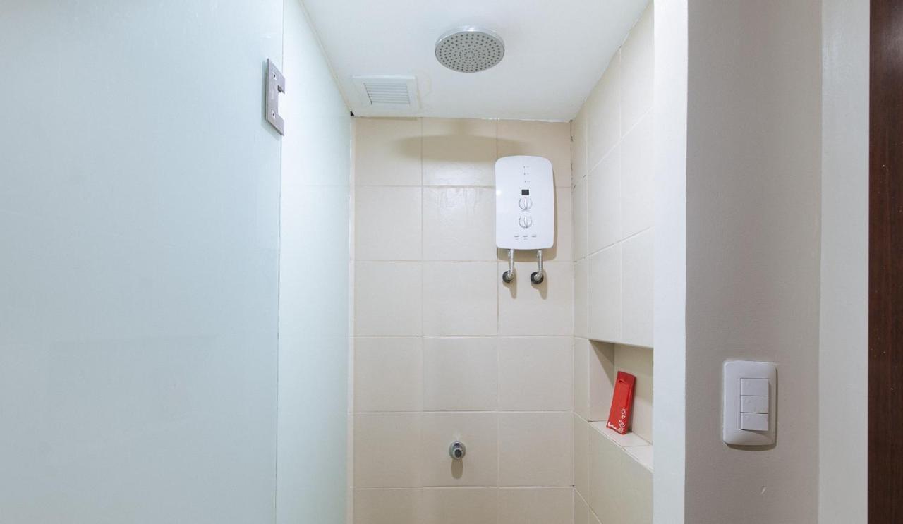Reddoorz Near Nakpil St Taft Avenue Hotel *