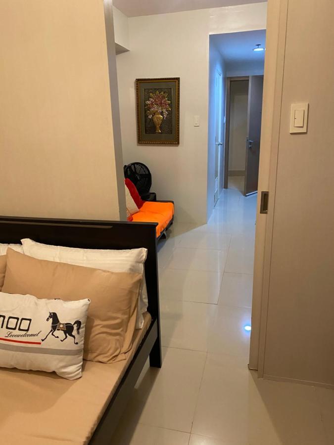 The Right Key @ Sea Residences Aparthotel Manila