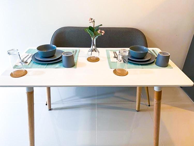 1 Bedroom Near Ccp Roxas Boulevard Pasay *