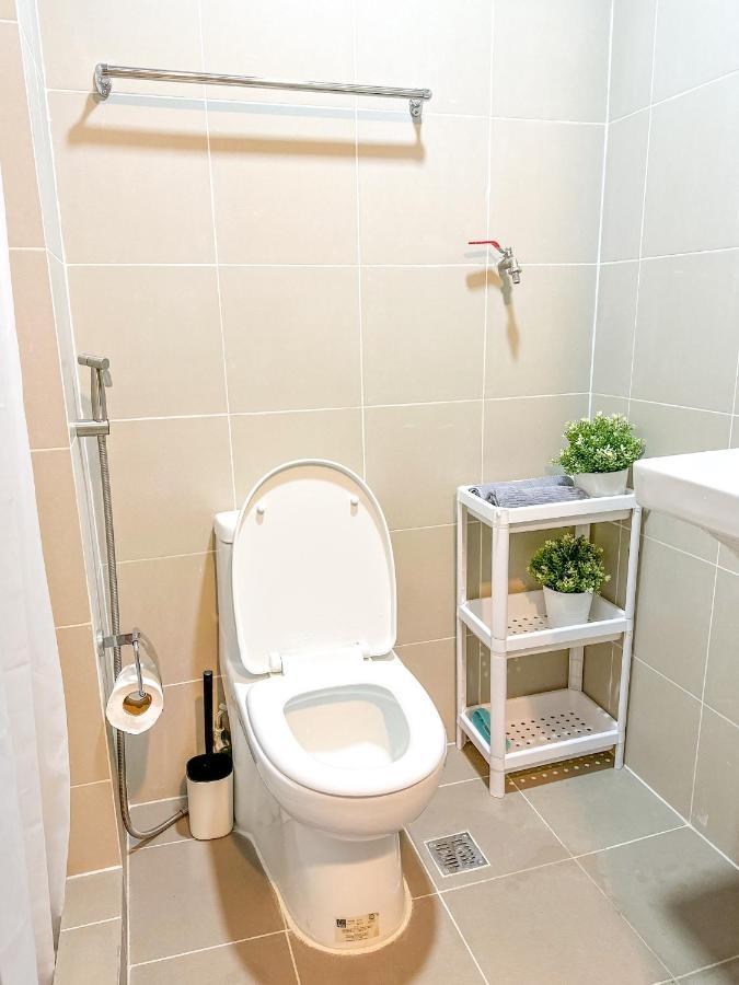1 Bedroom Near Ccp Roxas Boulevard Pasay *
