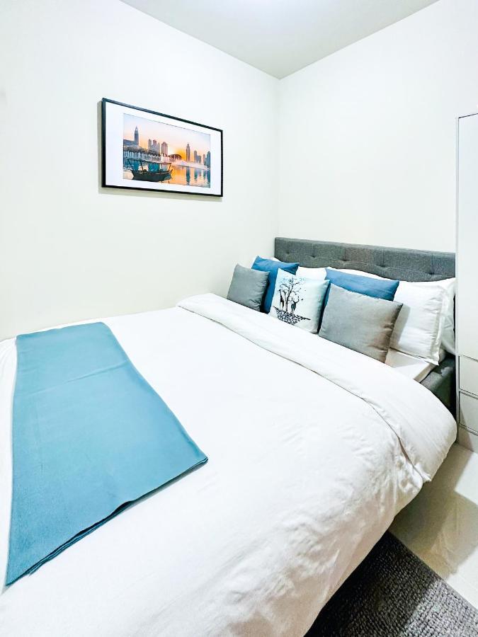 1 Bedroom Near Ccp Roxas Boulevard Pasay *