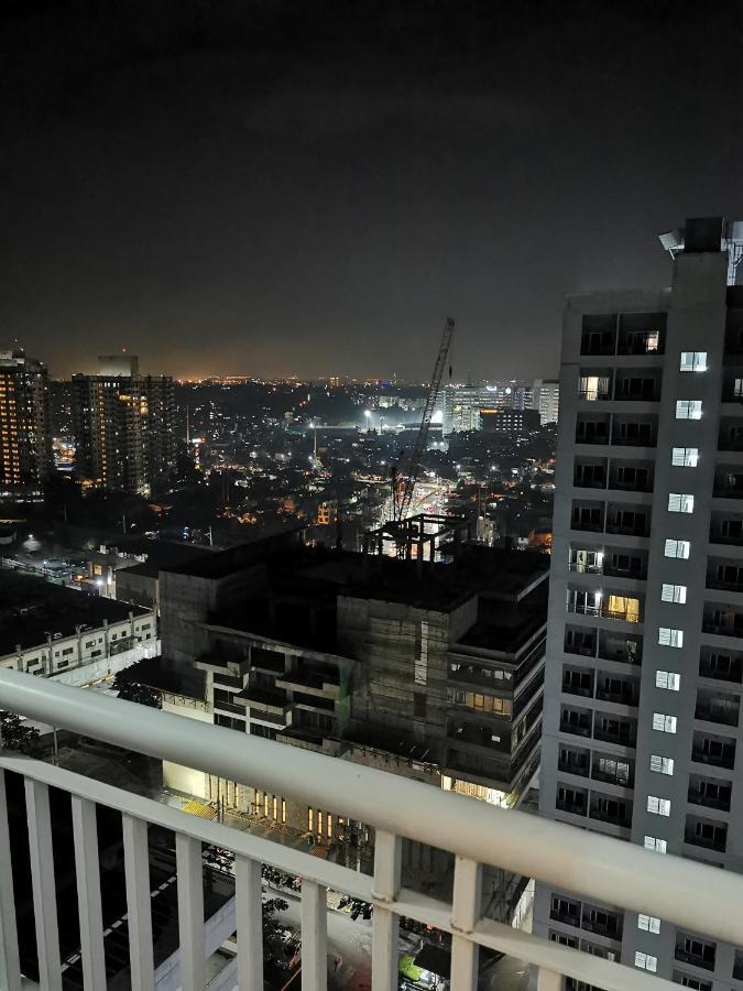 Nathan's Pad @ Grace Residences Nr. Bgc Manila