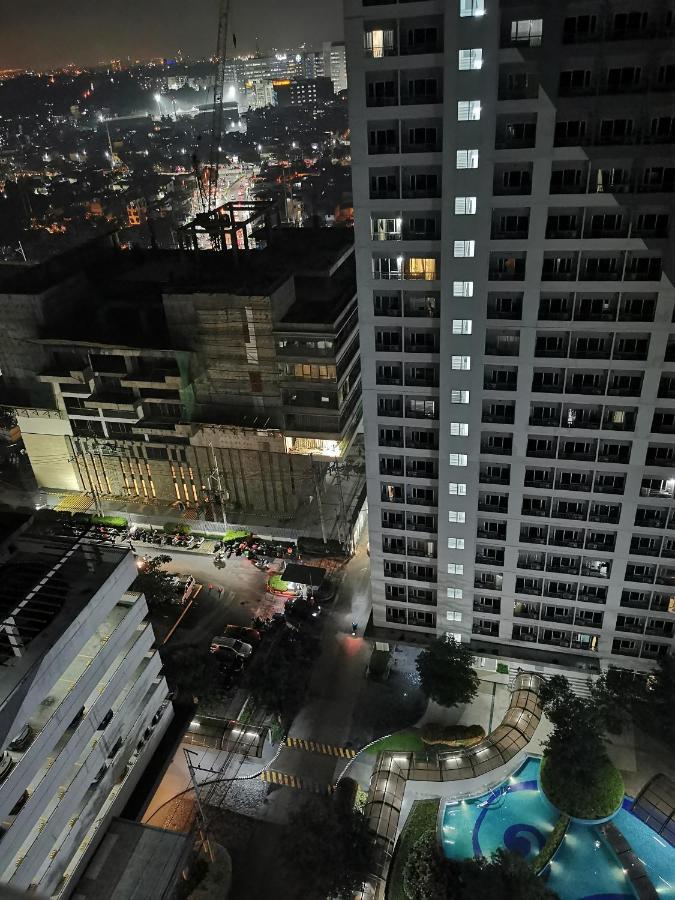Nathan's Pad @ Grace Residences Nr. Bgc Apartment