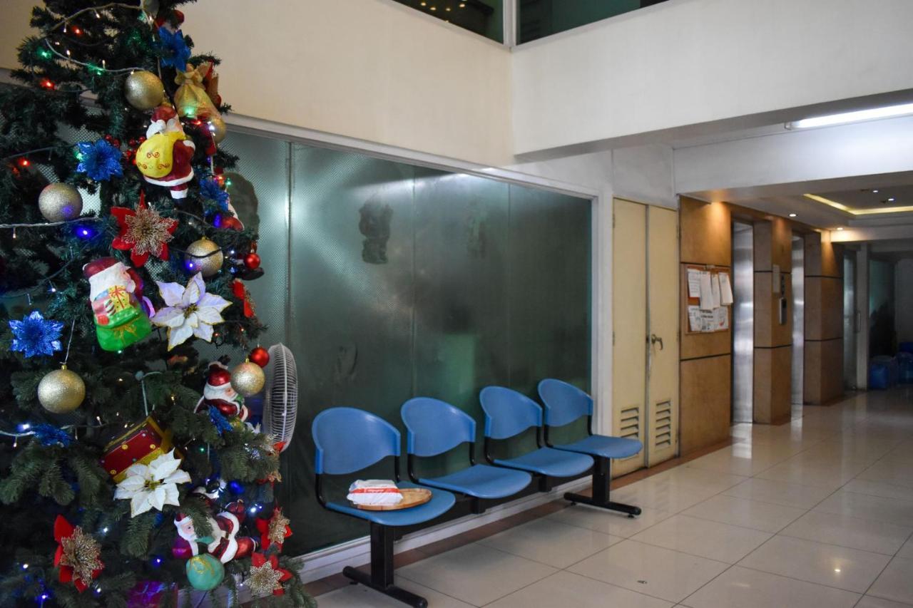 The Boni Tower By Rspl Center Manila