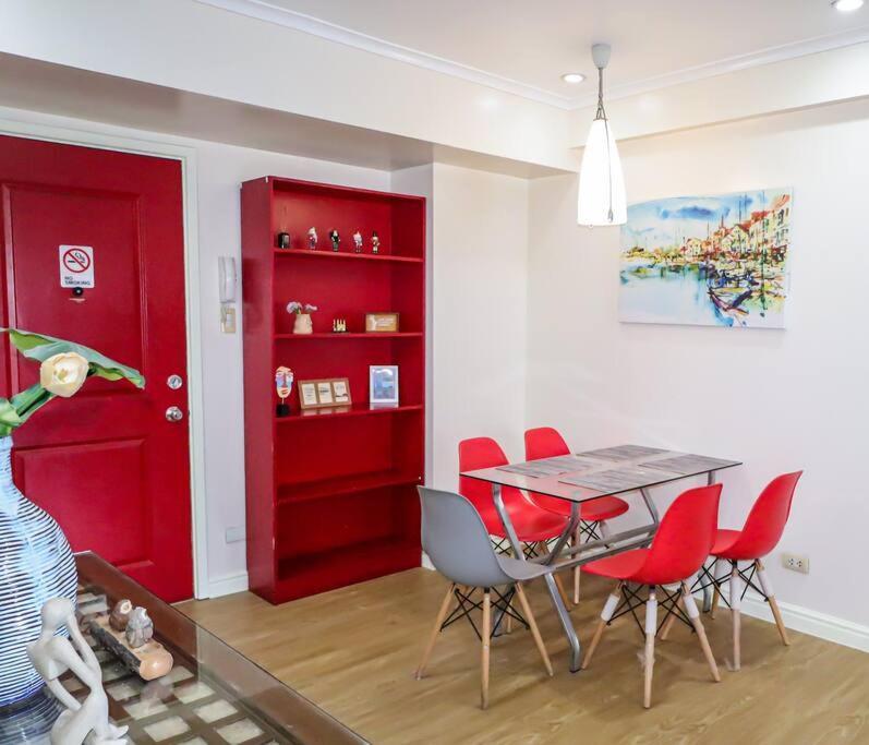 Apartamento Bgc 2br Near Sm Aura With Free Parking & Wi-fi *