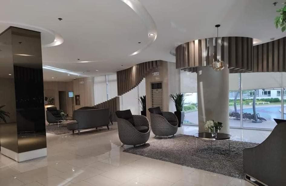 Nathan's Pad @ Grace Residences Nr. Bgc Apartment