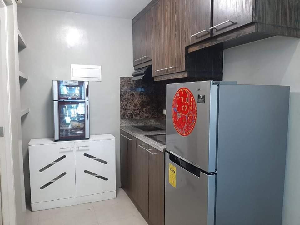 Spacious 2 Bedroom Unit With Pool * Manila