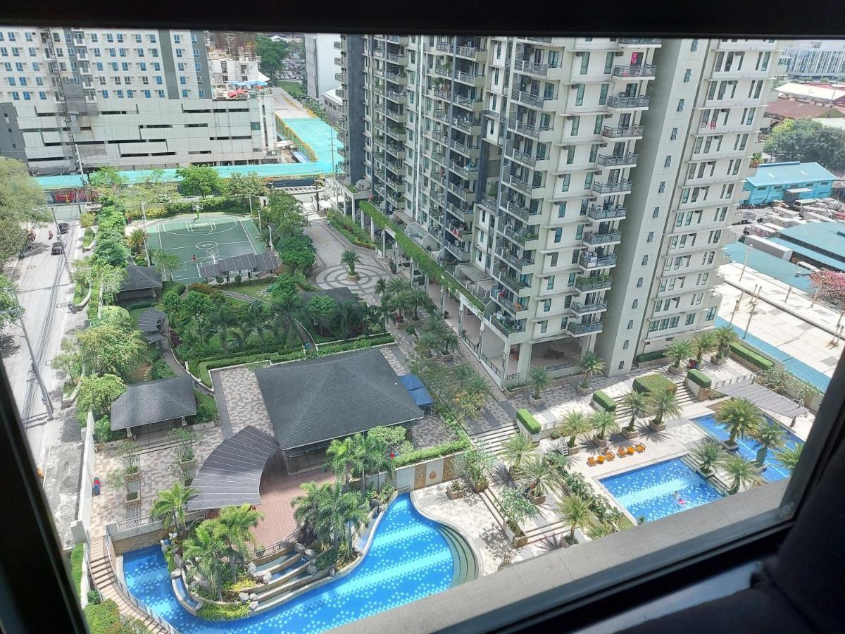 Apartment Flair Towers Staycation