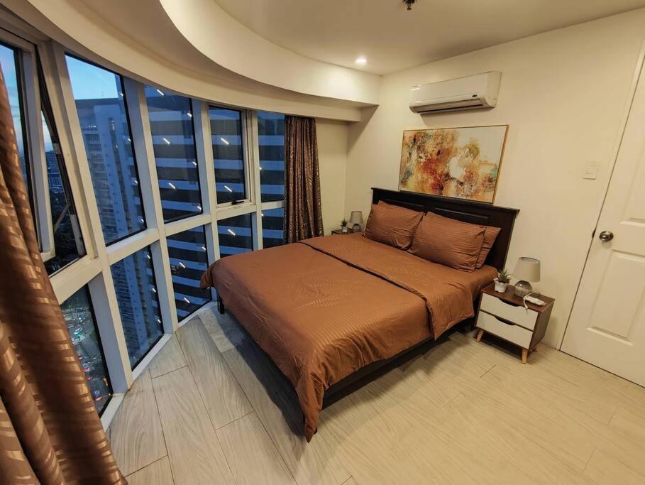 A2j Luxury 2br Near High Street Bgc Taguig Apartamento