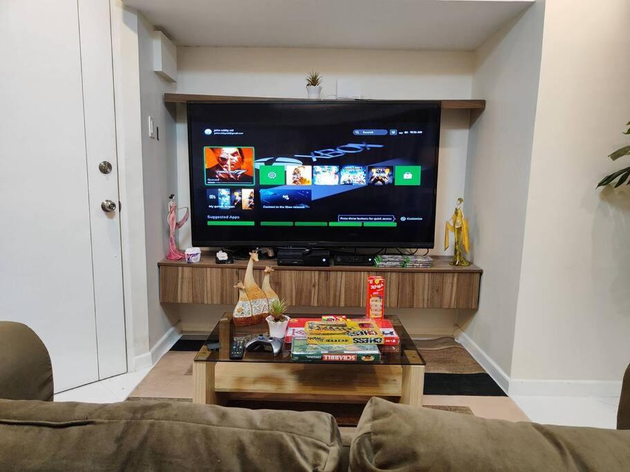 A2j Luxury 2br Near High Street Bgc Taguig Manila