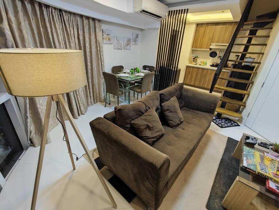 Apartamento A2j Luxury 2br Near High Street Bgc Taguig *