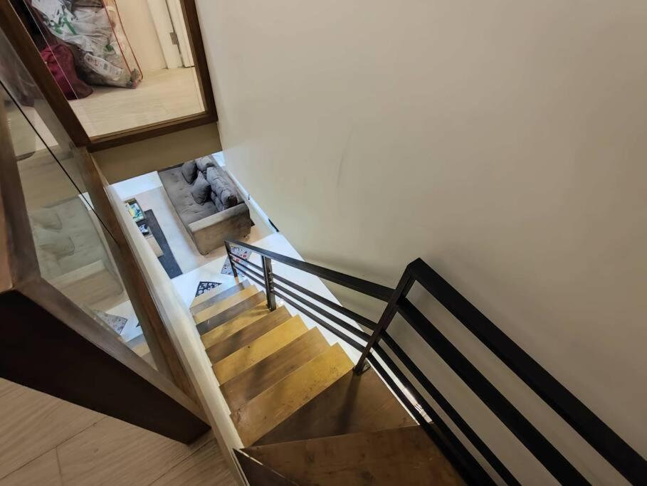 A2j Luxury 2br Near High Street Bgc Taguig
