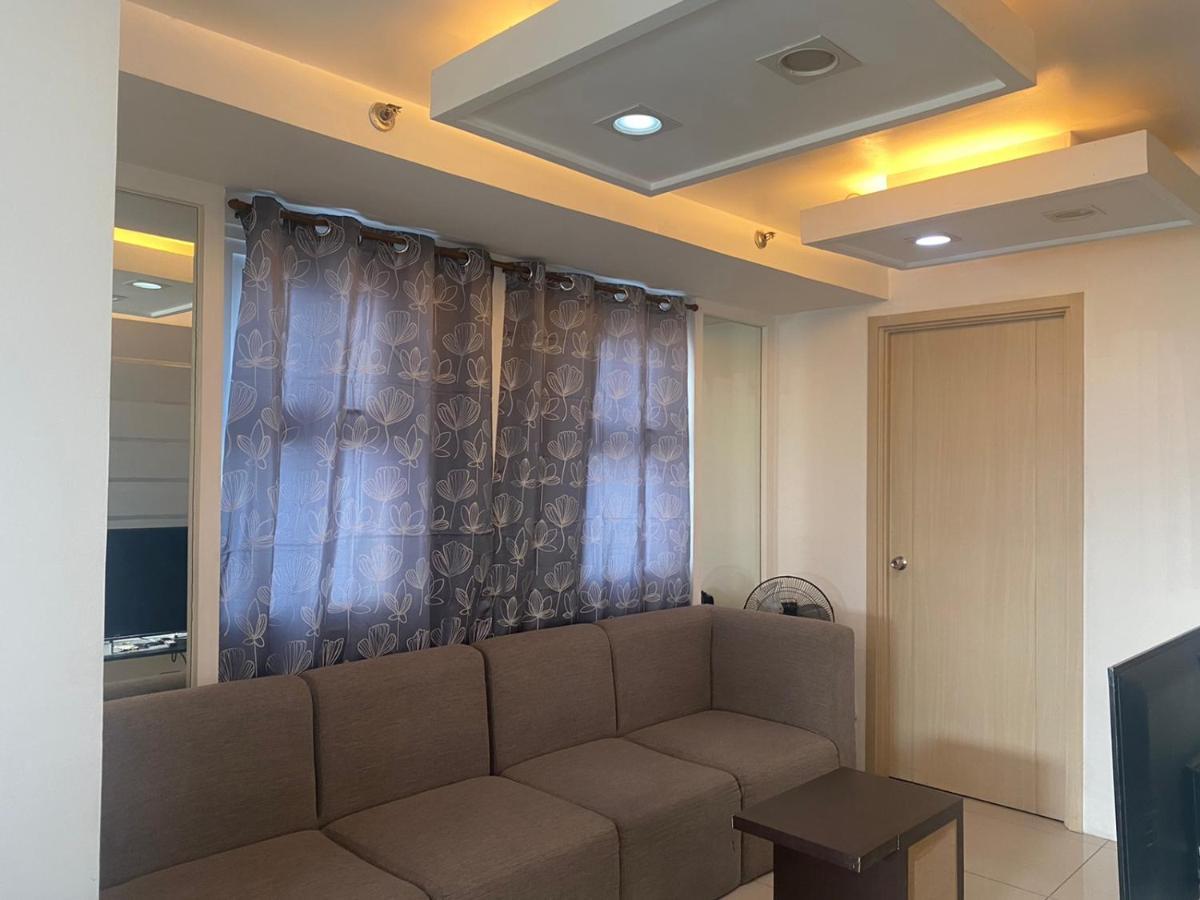Exclusive Furnished 1 Bedroom In Bel-air Makati Apartment *