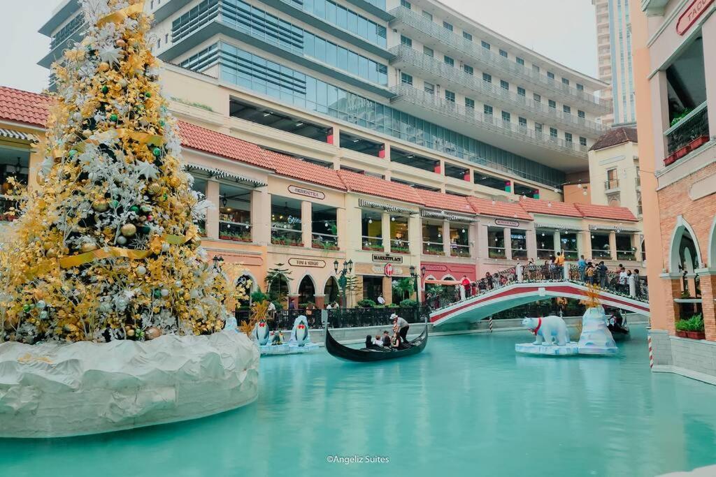 Venice View Balcony At Mckinley Hill Manila