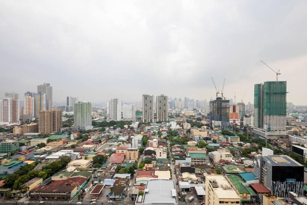 Luxury Sunset Views And Prime Location Near Ccp Moa With Wifi Parking Apartment Manila