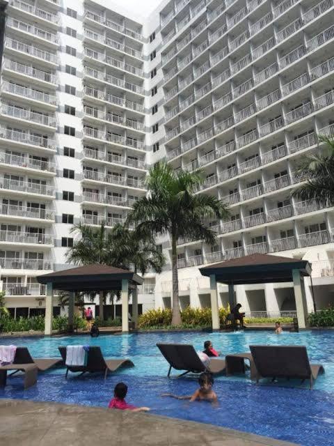 Apartment Shell Residences C15 Shortwalk Sm Mall Of Asia/airport *