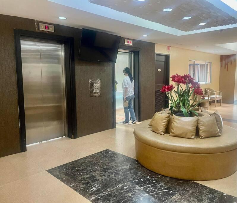 Borbon's Apartment