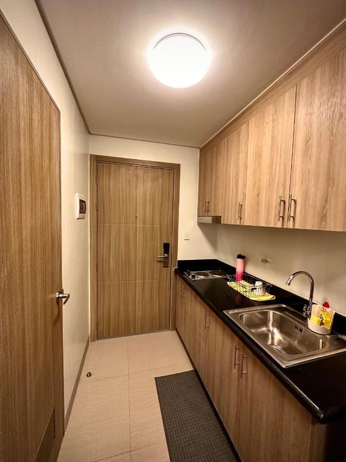 Apartment Victoria's Place Manila