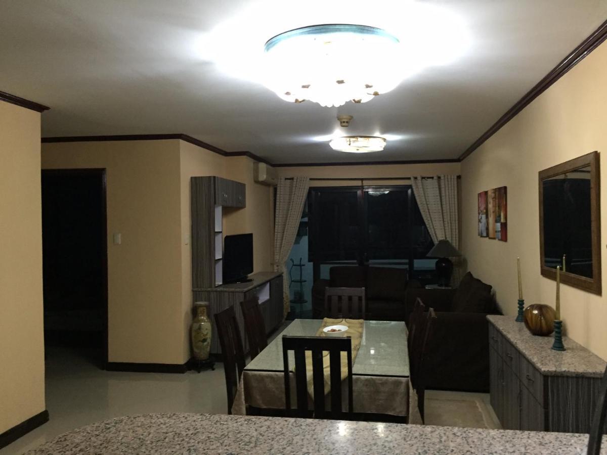 Apartment Rare 1br Condo, Makati Philippines Manila