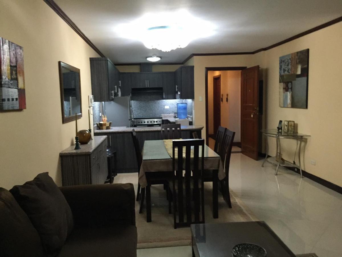 Rare 1br Condo, Makati Philippines Manila