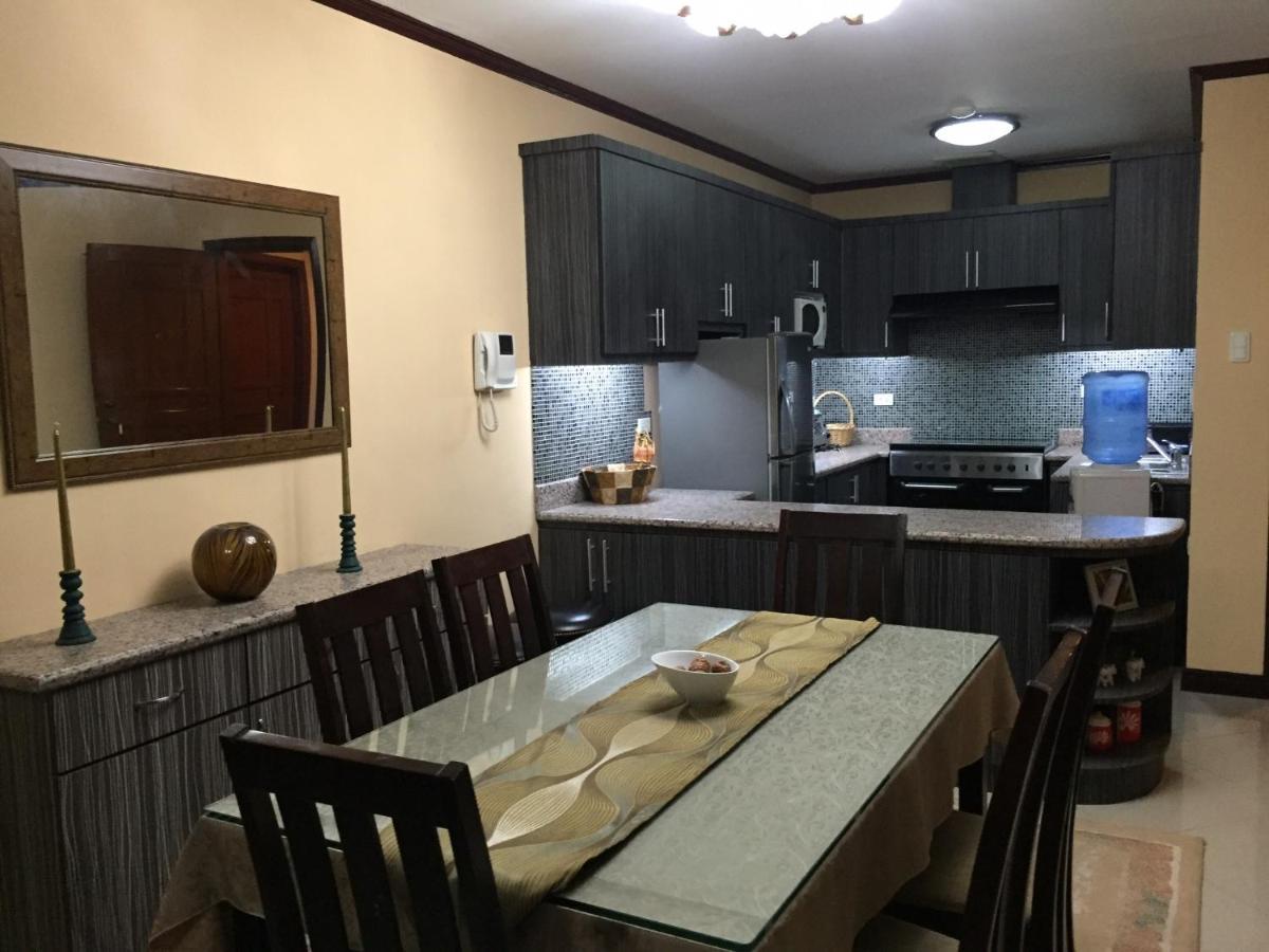 Rare 1br Condo, Makati Philippines
