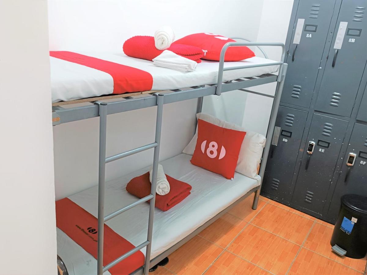 8hostel Hostel