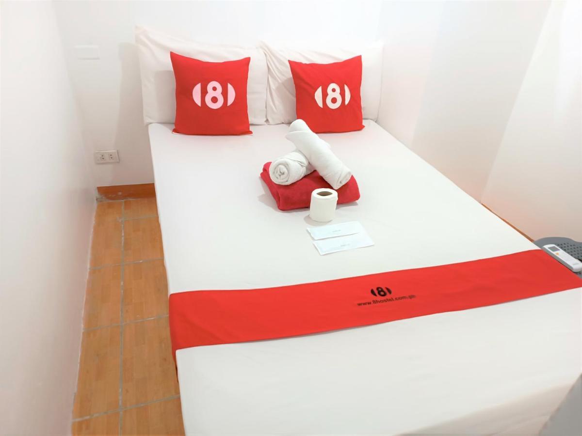 8hostel * Manila